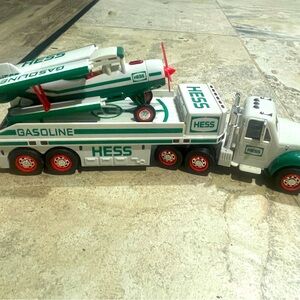 Hess truck with plane